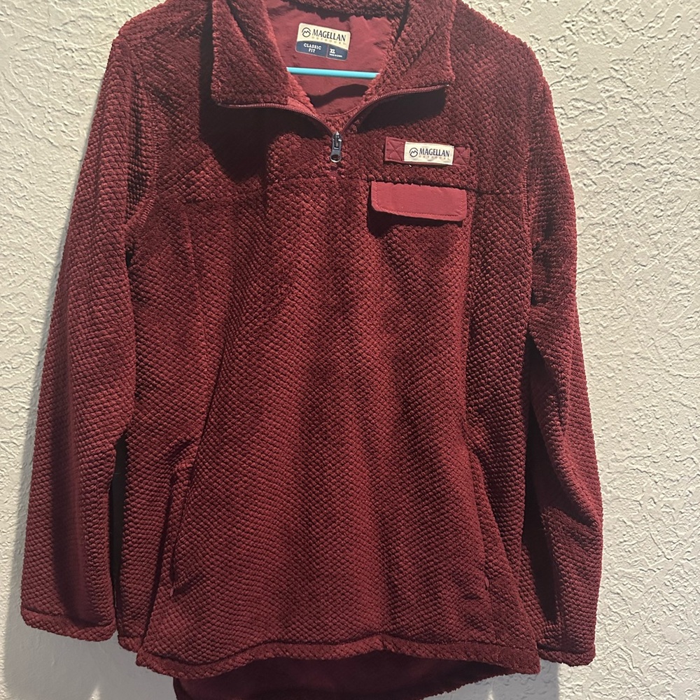 Magellan Outdoors Classic Burgundy Fleece